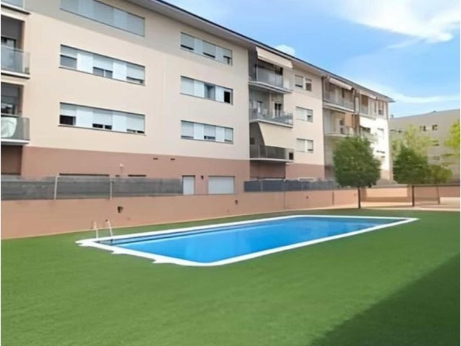 Swimming pool of Flat to rent in Santa Margarida I Els Monjos  with Air Conditioner, Heating and Parquet flooring