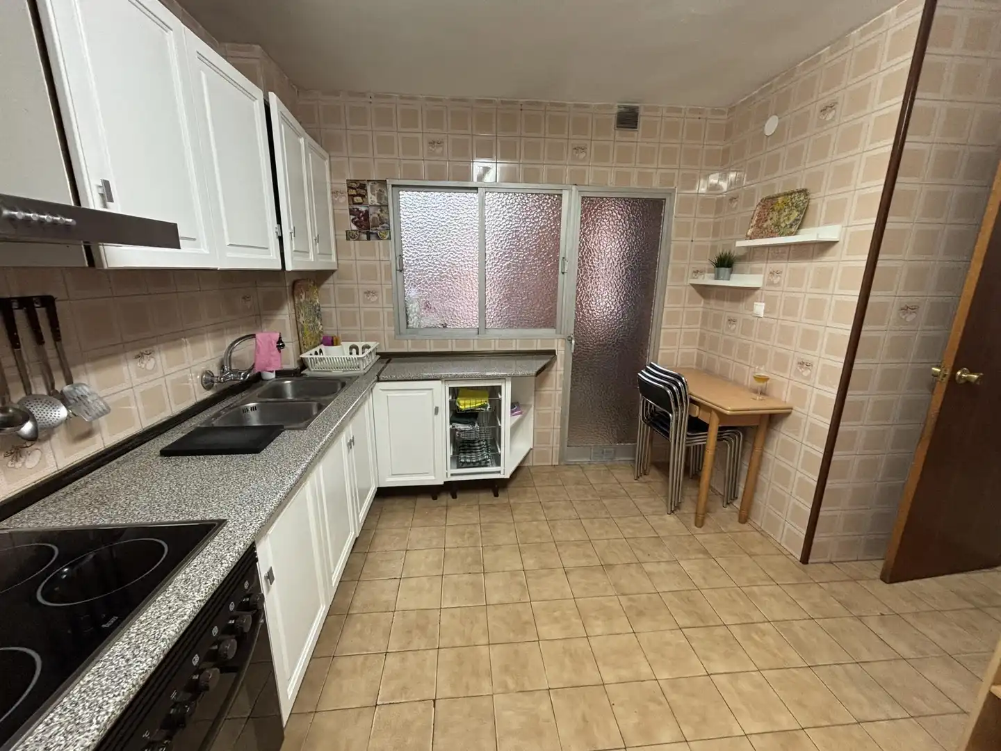 Piso de alquiler en Calle Cardenal Parrado, 25, San Francisco Javier Cocina de Piso de alquiler en Granada con Aire acondicionado, Calefacción y Parquet