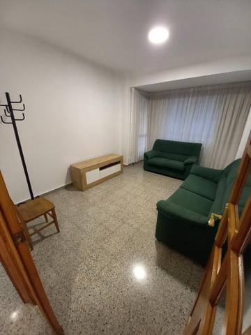 Piso en Alquiler en Rúa de Xerardo Álvarez Limeses, 10 en Zona de Plaza de Barcelos