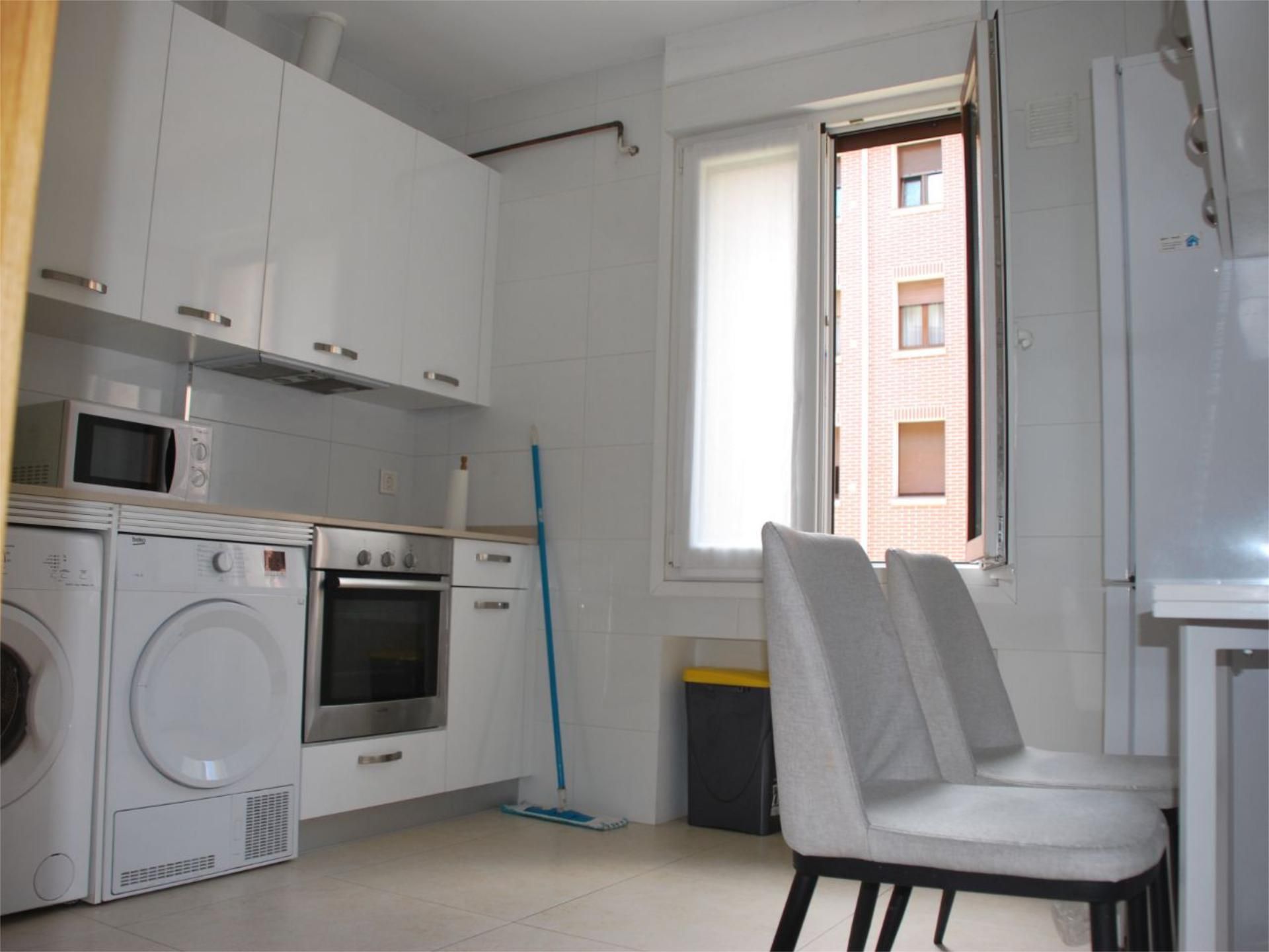 Kitchen of Flat for sale in Barakaldo 
