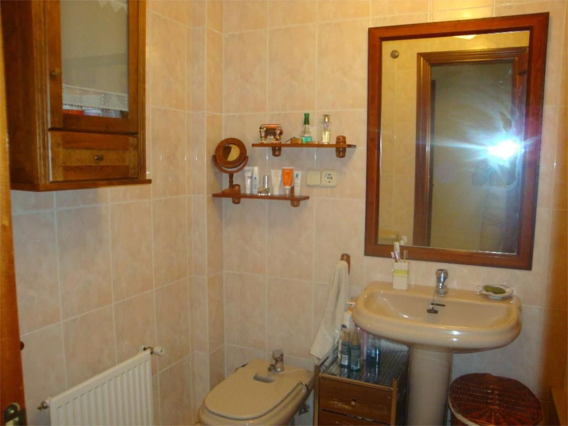 Bathroom of Flat for sale in Ciempozuelos  with Heating, Private garden and Terrace