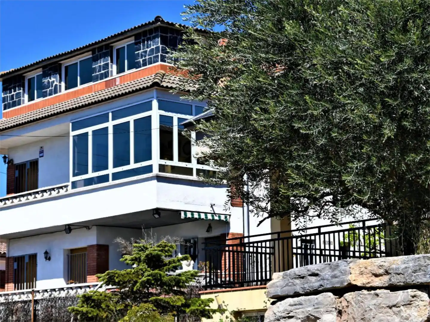 Piso en venta en Carrer de L'avet, 27, Lliçà d'Amunt Vista exterior de Piso en venta en Lliçà d'Amunt con Terraza, Piscina y Balcón