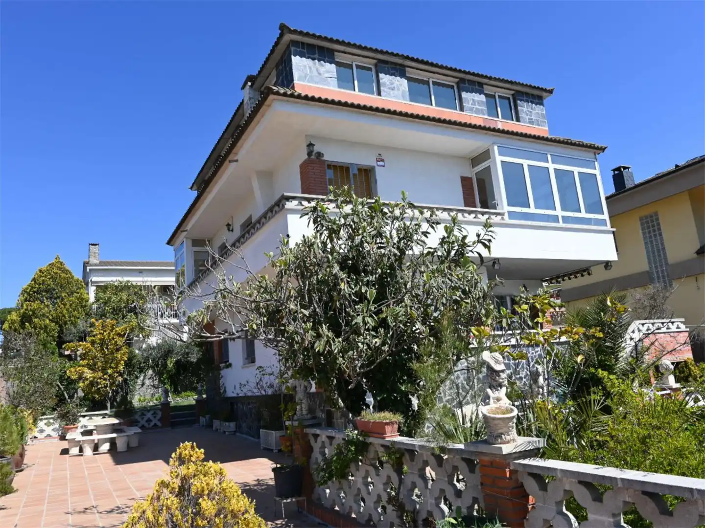 Piso en venta en Carrer de L'avet, 27, Lliçà d'Amunt Vista exterior de Piso en venta en Lliçà d'Amunt con Terraza, Piscina y Balcón