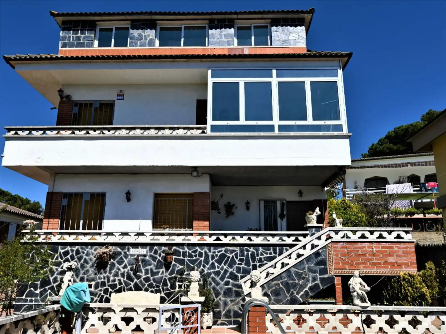 Piso en venta en Carrer de L'avet, 27, Lliçà d'Amunt Vista exterior de Piso en venta en Lliçà d'Amunt con Terraza, Piscina y Balcón