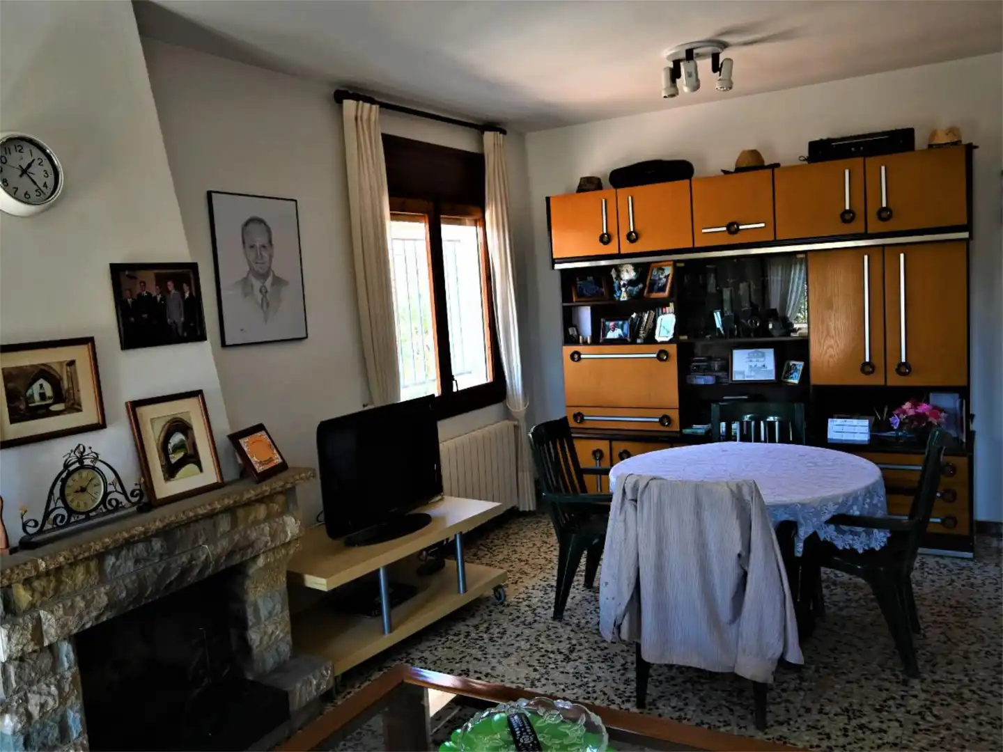Piso en venta en Carrer de L'avet, 27, Lliçà d'Amunt Sala de estar de Piso en venta en Lliçà d'Amunt con Terraza, Piscina y Balcón