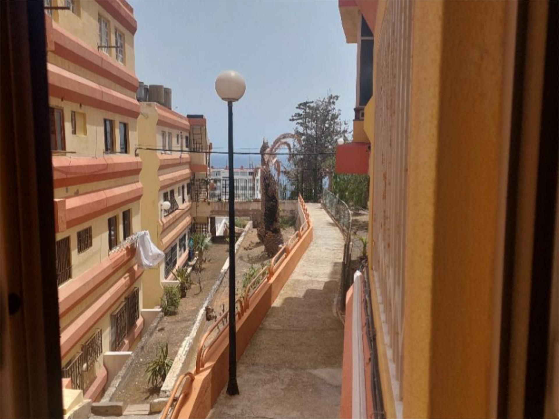 Exterior view of Flat for sale in Las Palmas de Gran Canaria  with Private garden and Furnished