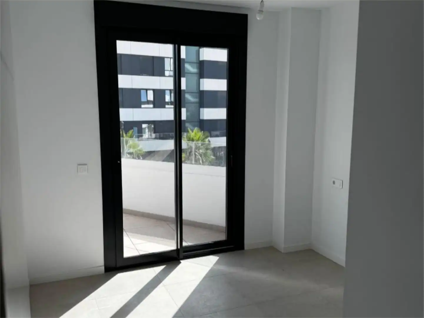 Wohnung zum Verkauf in Avenida Mar de Alborán, 10, Los Álamos Schlafzimmer von Wohnung zum Verkauf in Torremolinos mit Klimaanlage, Terrasse und Schwimmbad