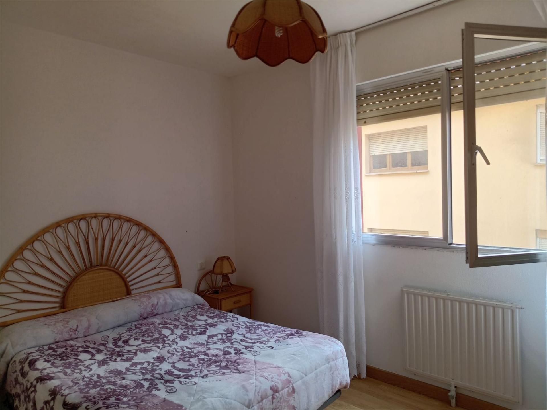 Habitación de Piso en venta en Cervo con Parquet, Trastero y Amueblado