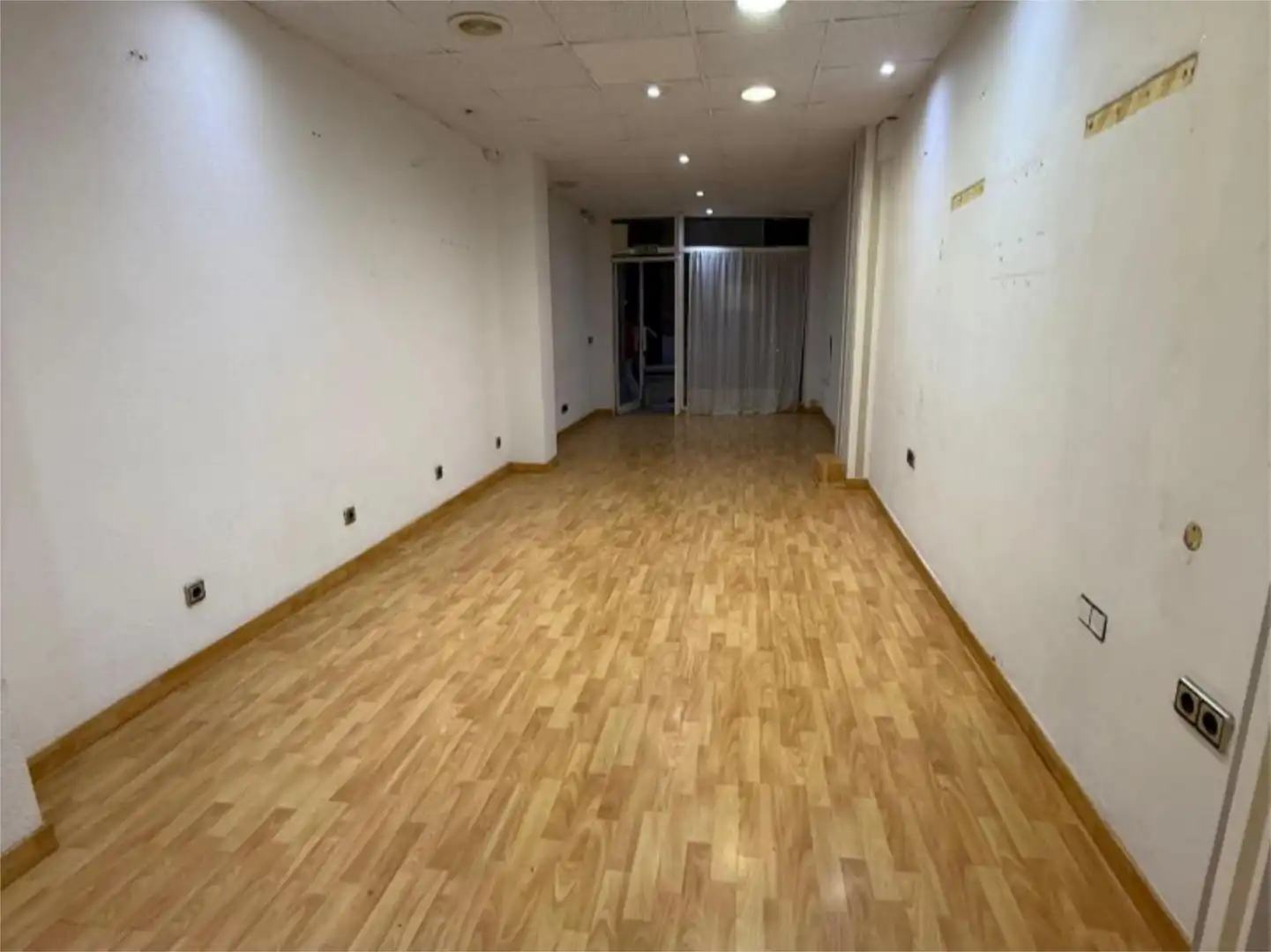 Local de lloguer en Almenar amb Aire condicionat i Parquet