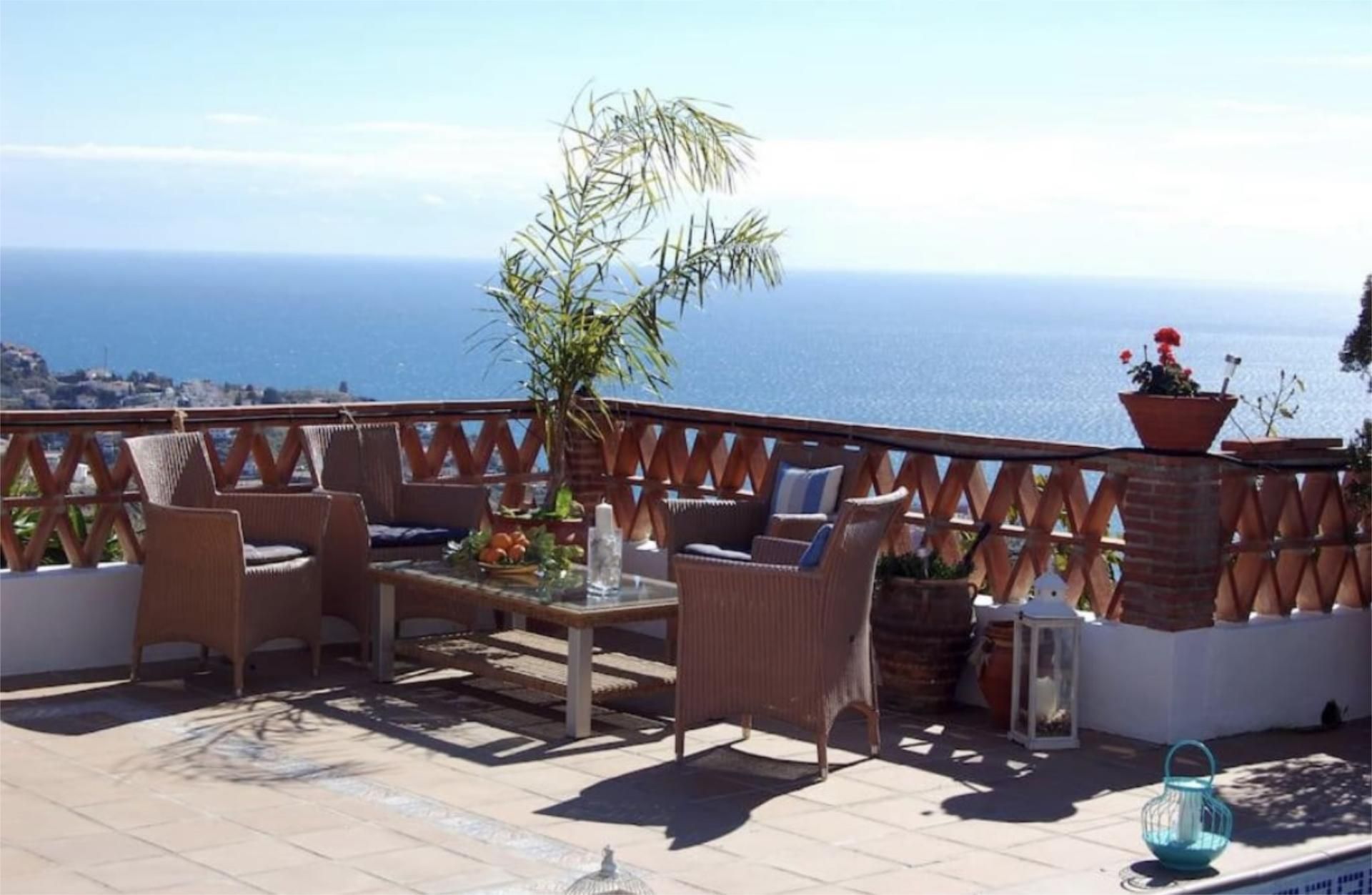 Terrace of House or chalet for sale in Almuñécar  with Terrace, Swimming Pool and Balcony