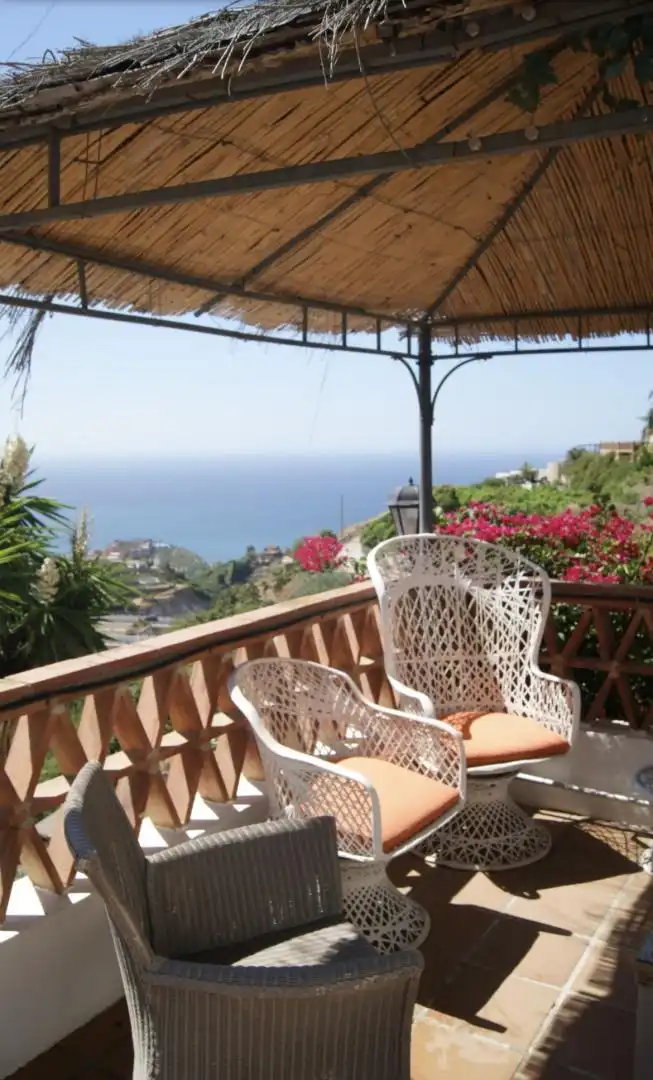 Casa o chalet en venta en El Rescate - Río Seco Terraza de Casa o chalet en venta en Almuñécar con Terraza, Piscina y Balcón