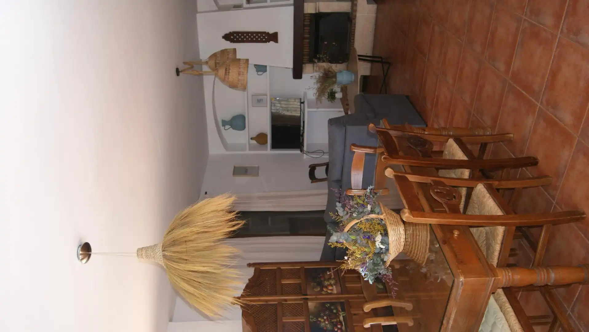 Casa o chalet en venta en El Rescate - Río Seco Sala de estar de Casa o chalet en venta en Almuñécar con Terraza, Piscina y Balcón