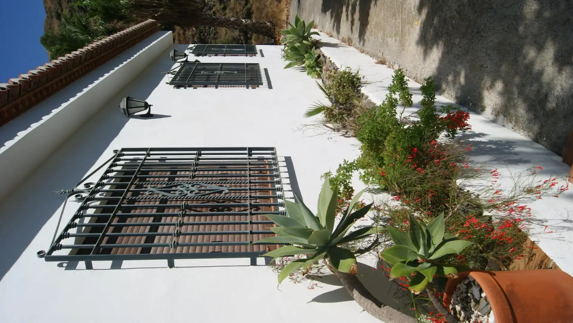 Casa o chalet en venta en El Rescate - Río Seco Terraza de Casa o chalet en venta en Almuñécar con Terraza, Piscina y Balcón