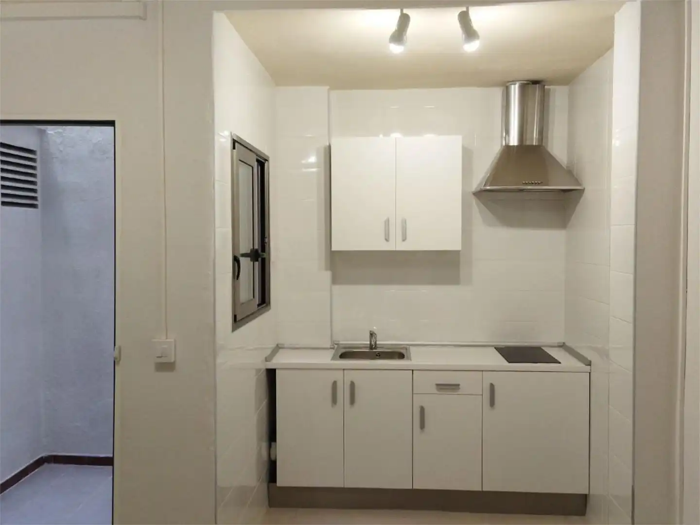 Casa adosada en venta en Carrer de Sant Francesc, 19, Centre Cocina de Casa adosada en venta en Reus con Balcón