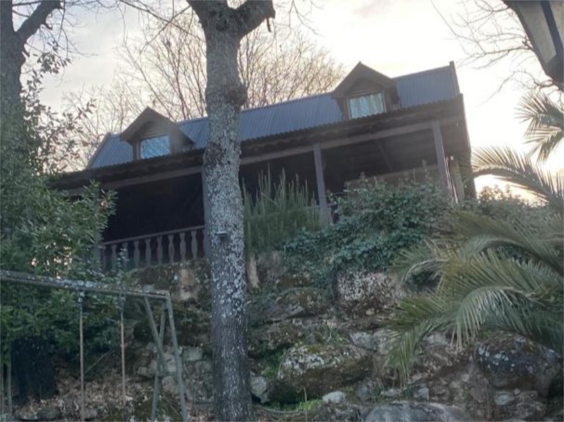 Exterior view of House or chalet for sale in Mombeltrán  with Private garden, Parquet flooring and Terrace