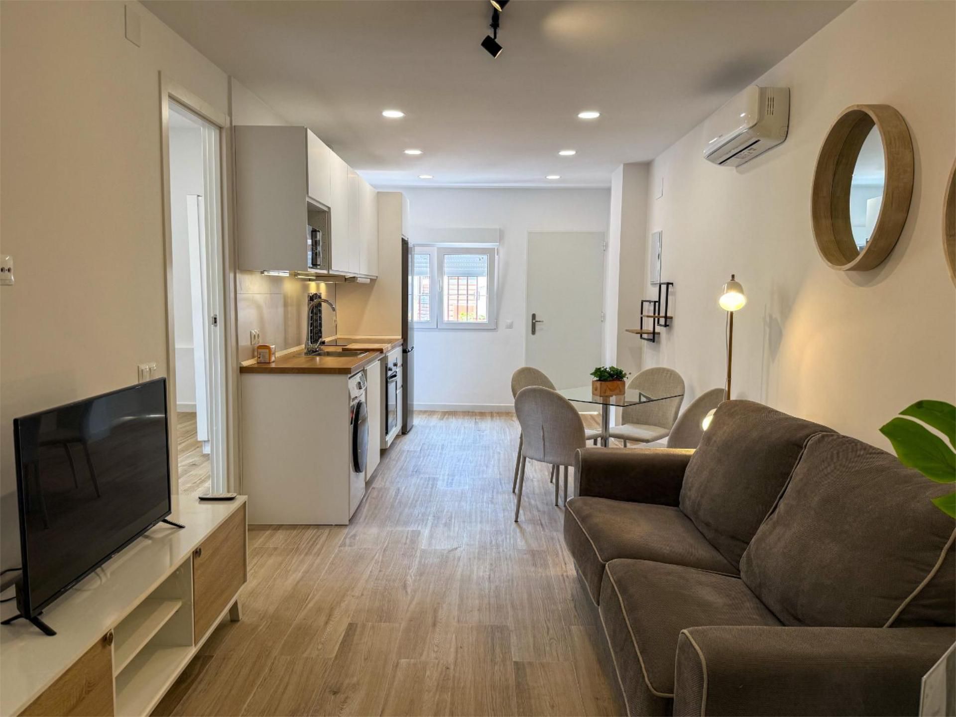 Flat to rent in Calle Hermanos Álvarez Quintero, 32, La Cala del Moral