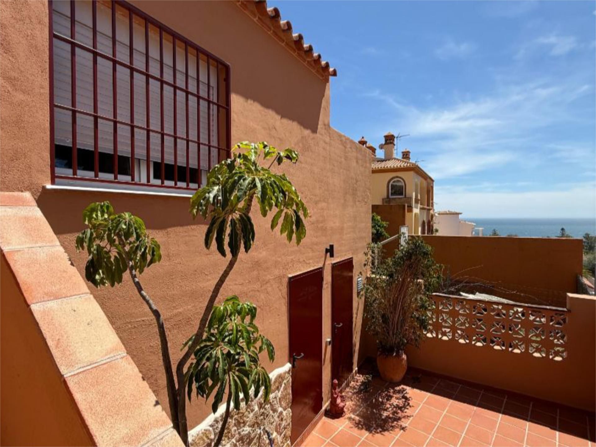 Piso de alquiler en Calle Hermanos Álvarez Quintero, 32, La Cala del Moral