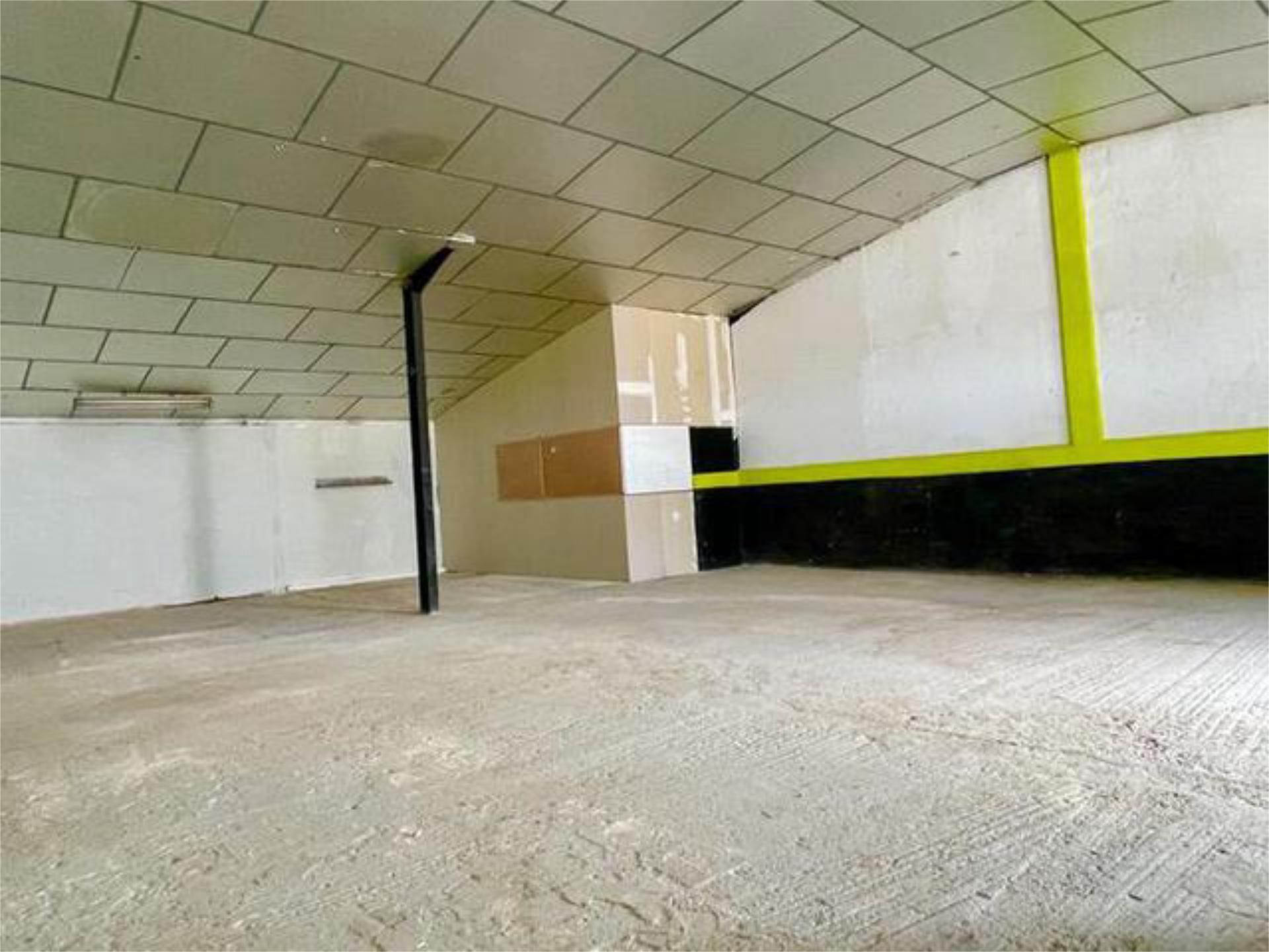 Industrial buildings to rent in Humanes de Madrid