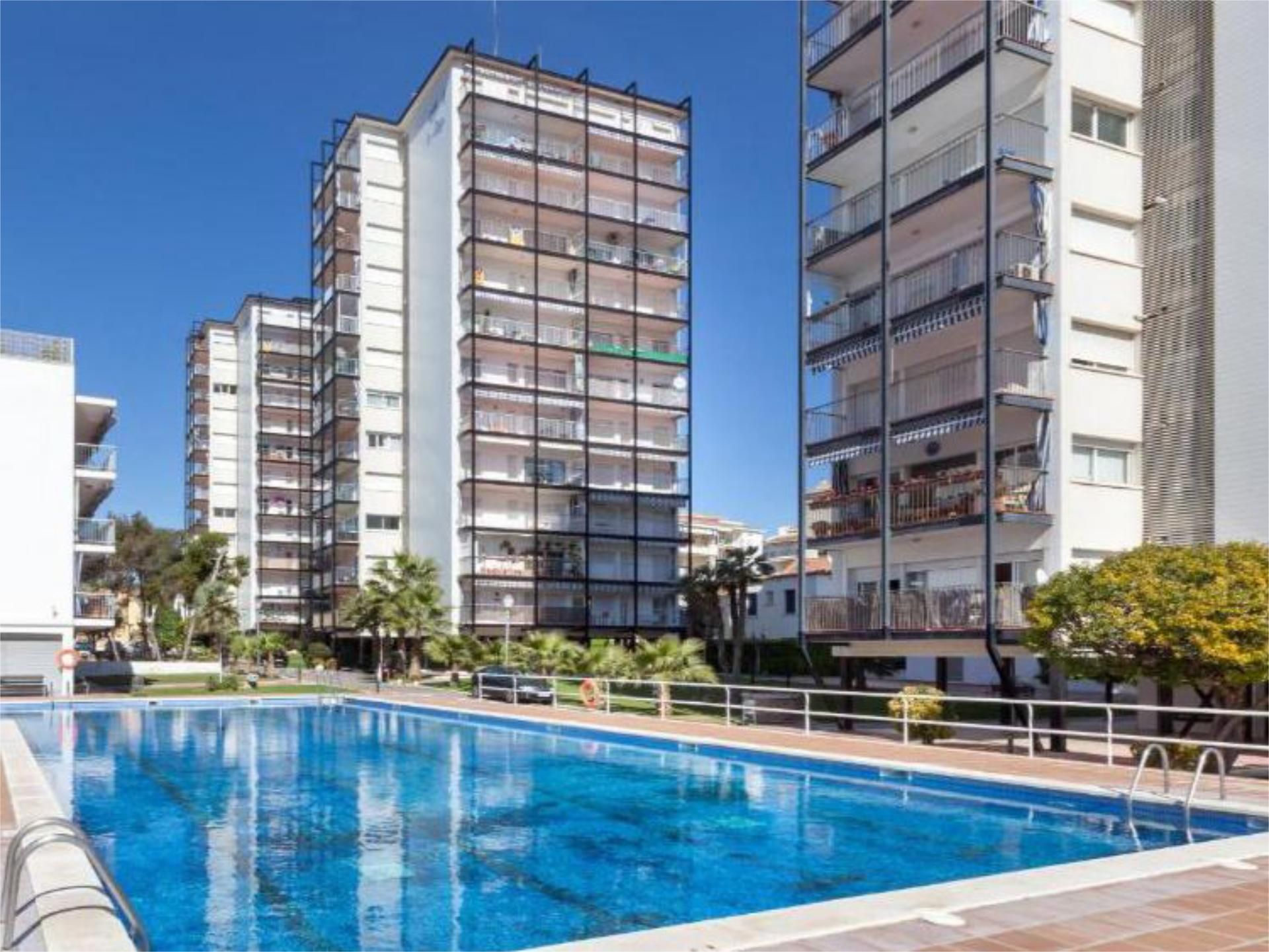 Exterior view of Flat for sale in Sitges  with Air Conditioner, Terrace and Swimming Pool