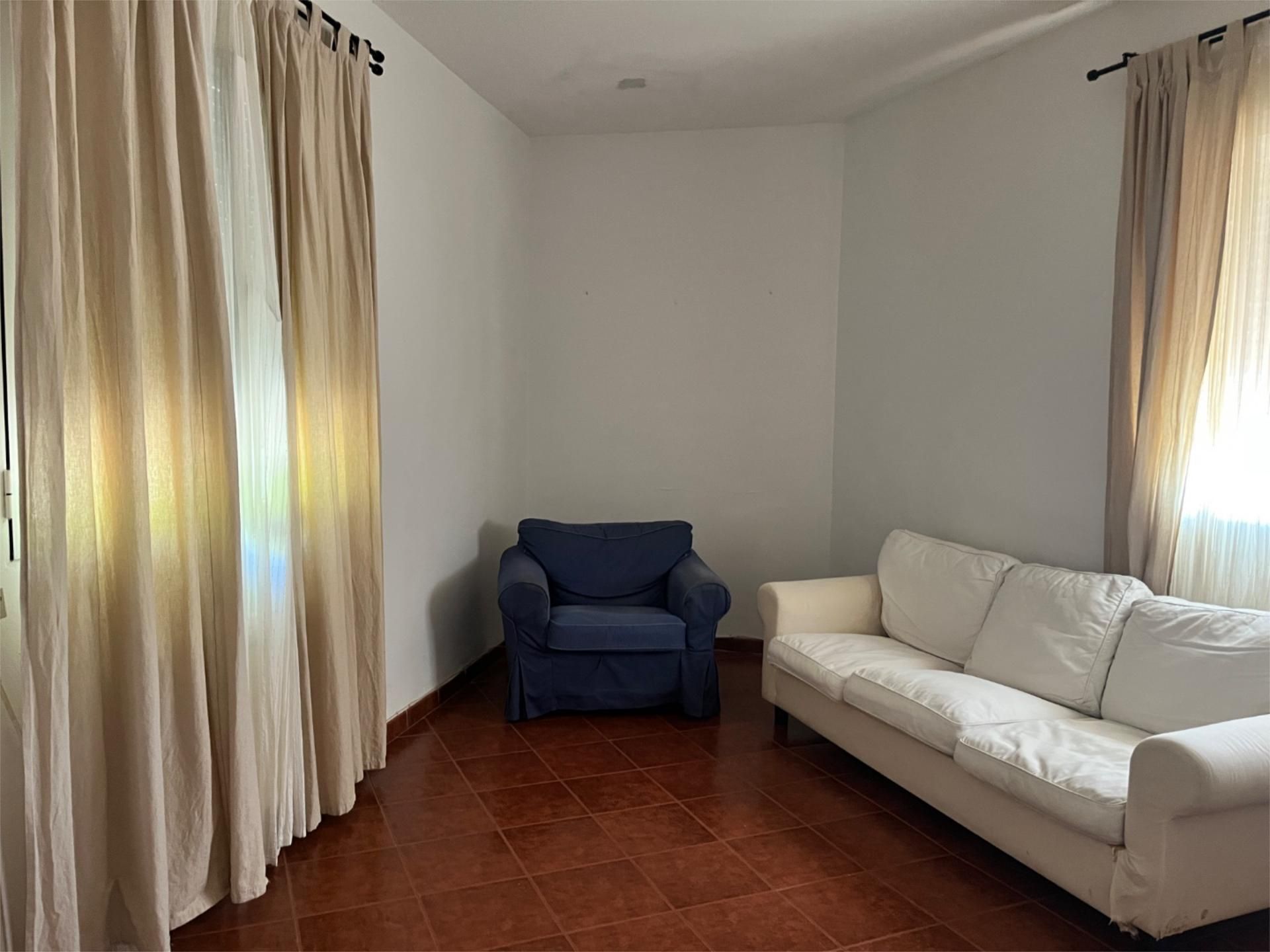 Living room of Flat to rent in Miraflores de la Sierra  with Heating and Furnished