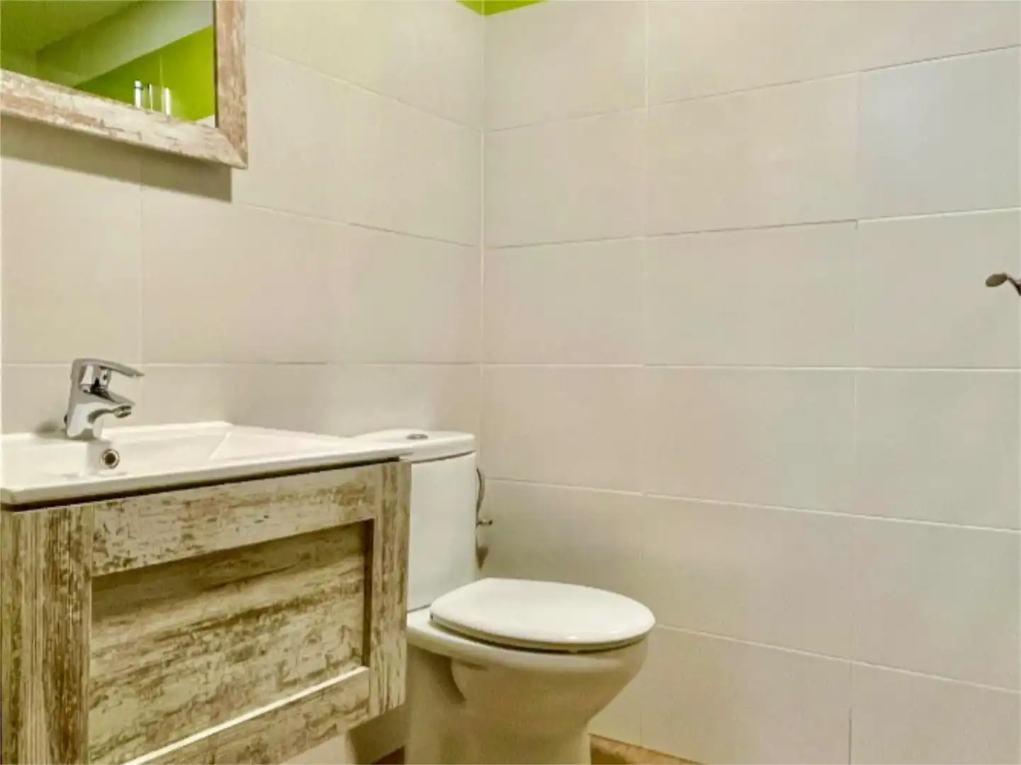 Casa o xalet en venda a Carretera Ávila, 23, Casas del Castañar Bany de Casa o xalet en venda en Casas del Castañar amb Piscina