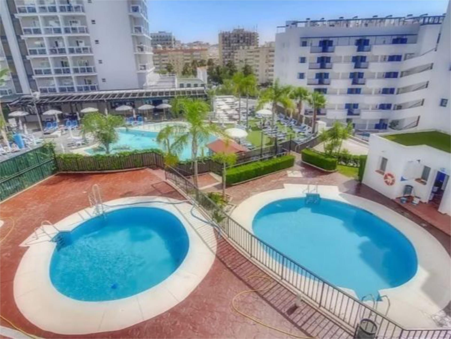 Flat to rent in Calle Torrealmádena, 5, Cortijo Torrequebrada