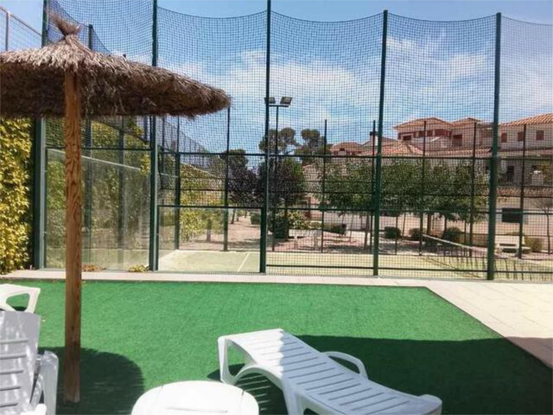 Jardí de Pis de lloguer en Onil amb Jardí privat, Terrassa i Piscina