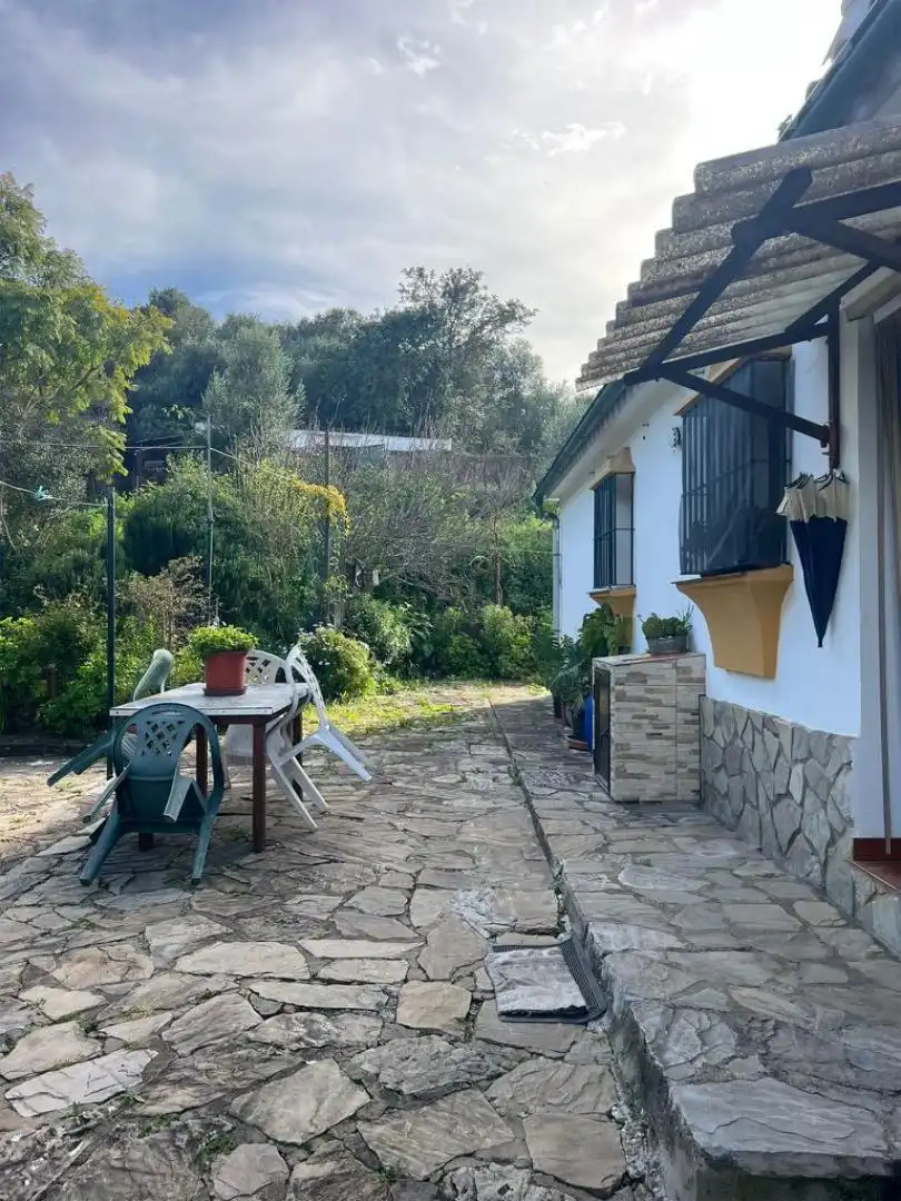 Country house zum Verkauf in Carretera de Jimena, 1, Jimena de la Frontera Garten von Country house zum Verkauf in Jimena de la Frontera mit Terrasse und Balkon