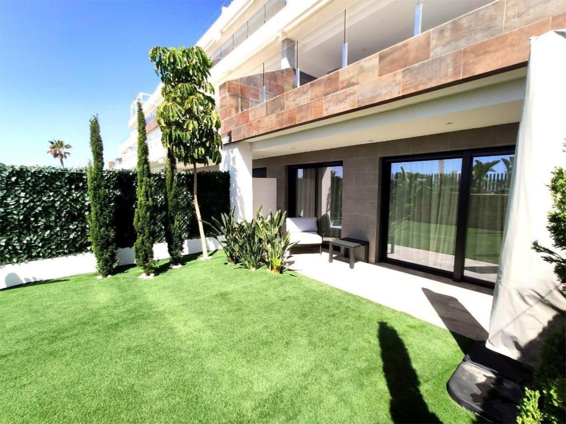 Jardí de Dúplex en venda en Finestrat amb Aire condicionat, Terrassa i Piscina