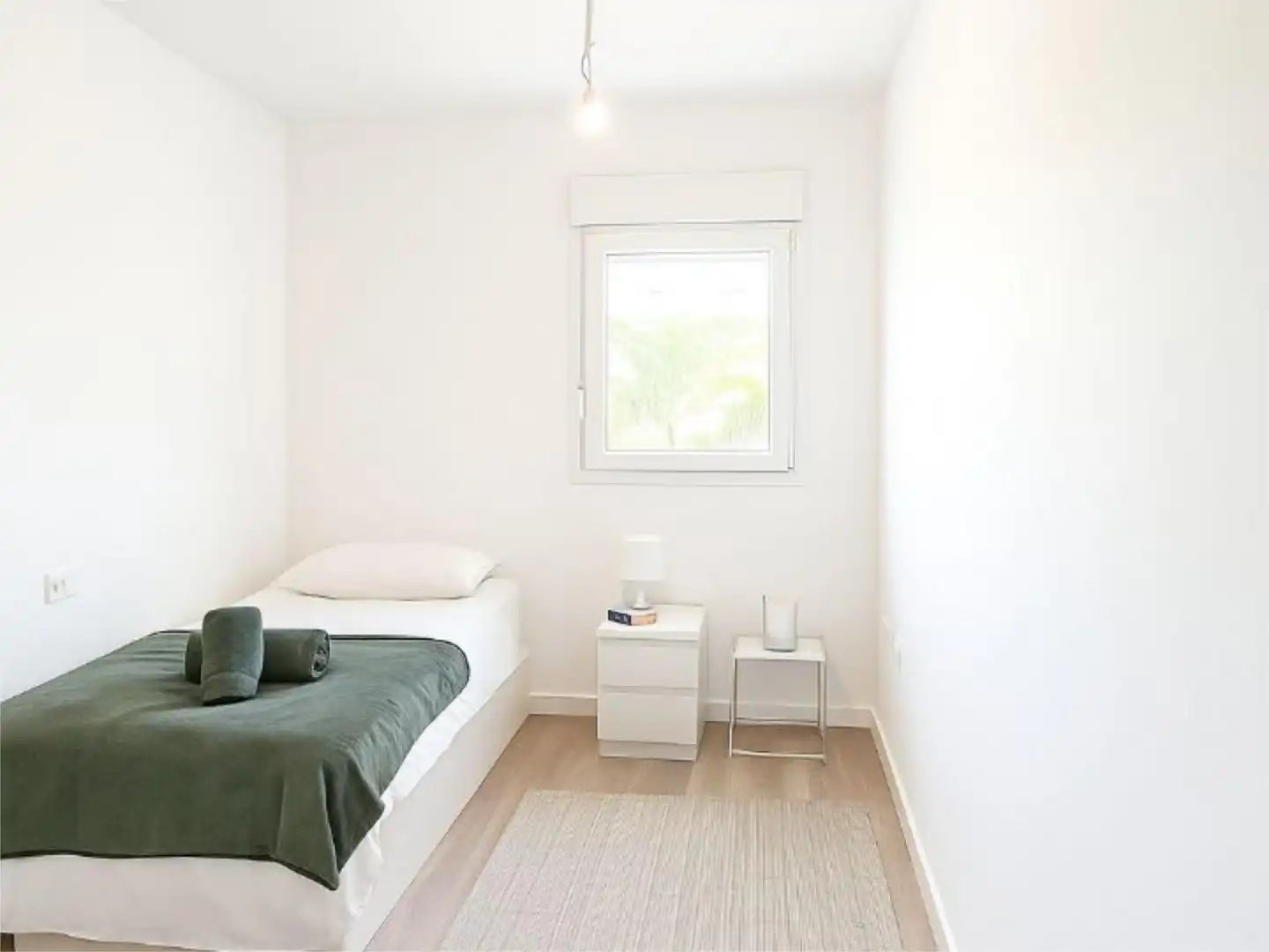 Apartments for sale in Avenida Miguel de Cervantes, 8, Las Brisas Bedroom of Apartments for sale in Marbella with Air Conditioner, Terrace and Swimming Pool