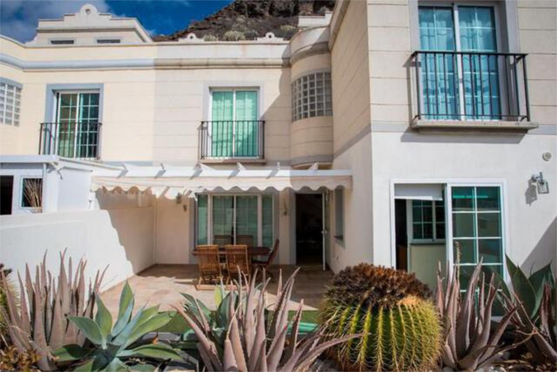 Exterior view of Flat to rent in Mogán  with Terrace and Swimming Pool