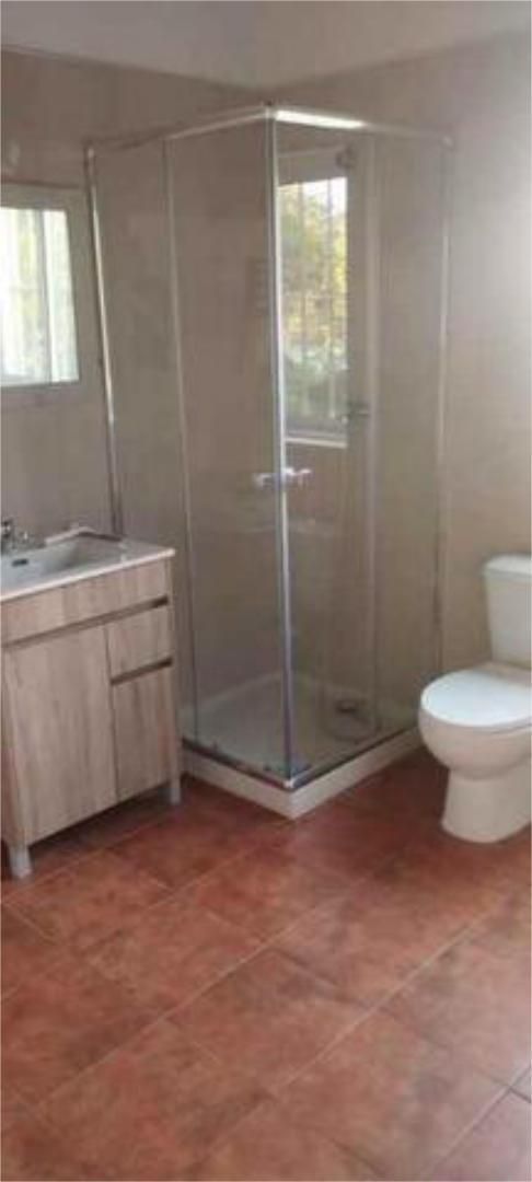 Bany de Apartament de lloguer en Dos Hermanas amb Jardí privat i Terrassa