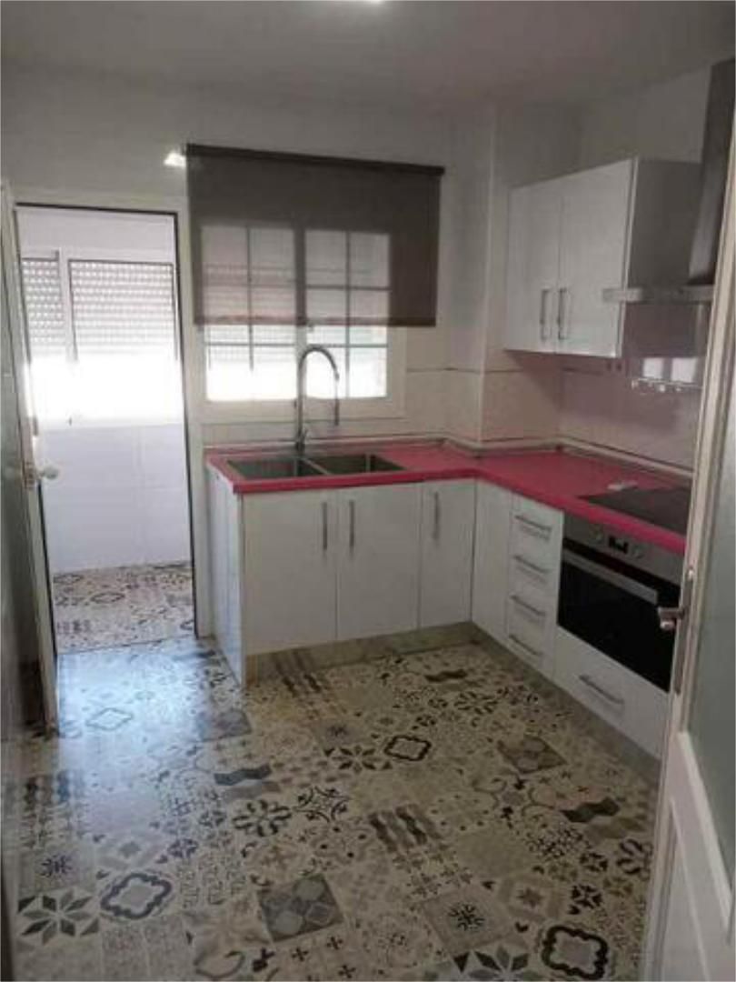 Cocina de Piso de alquiler en Osuna con Calefacción, Terraza y Amueblado
