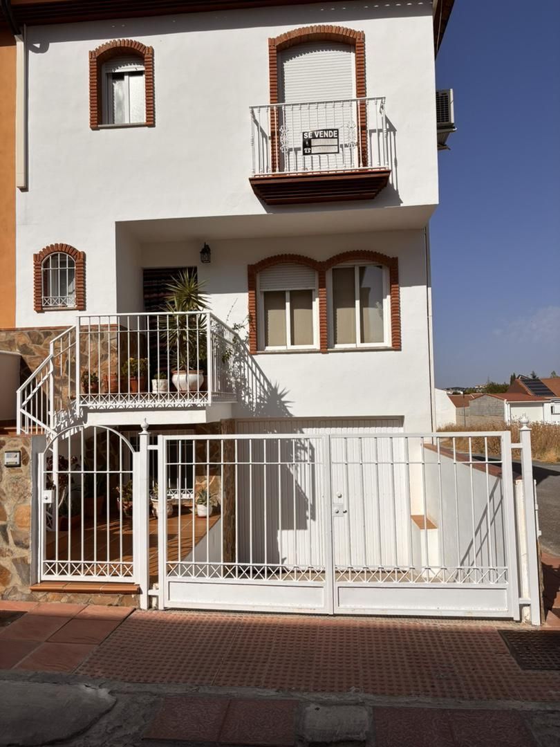 Exterior view of Single-family semi-detached for sale in Íllora