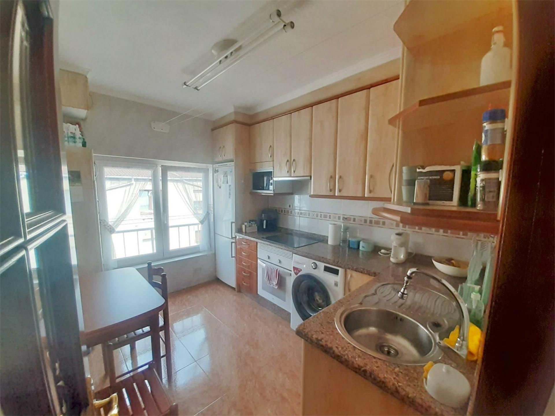 Kitchen of Flat for sale in Gijón 