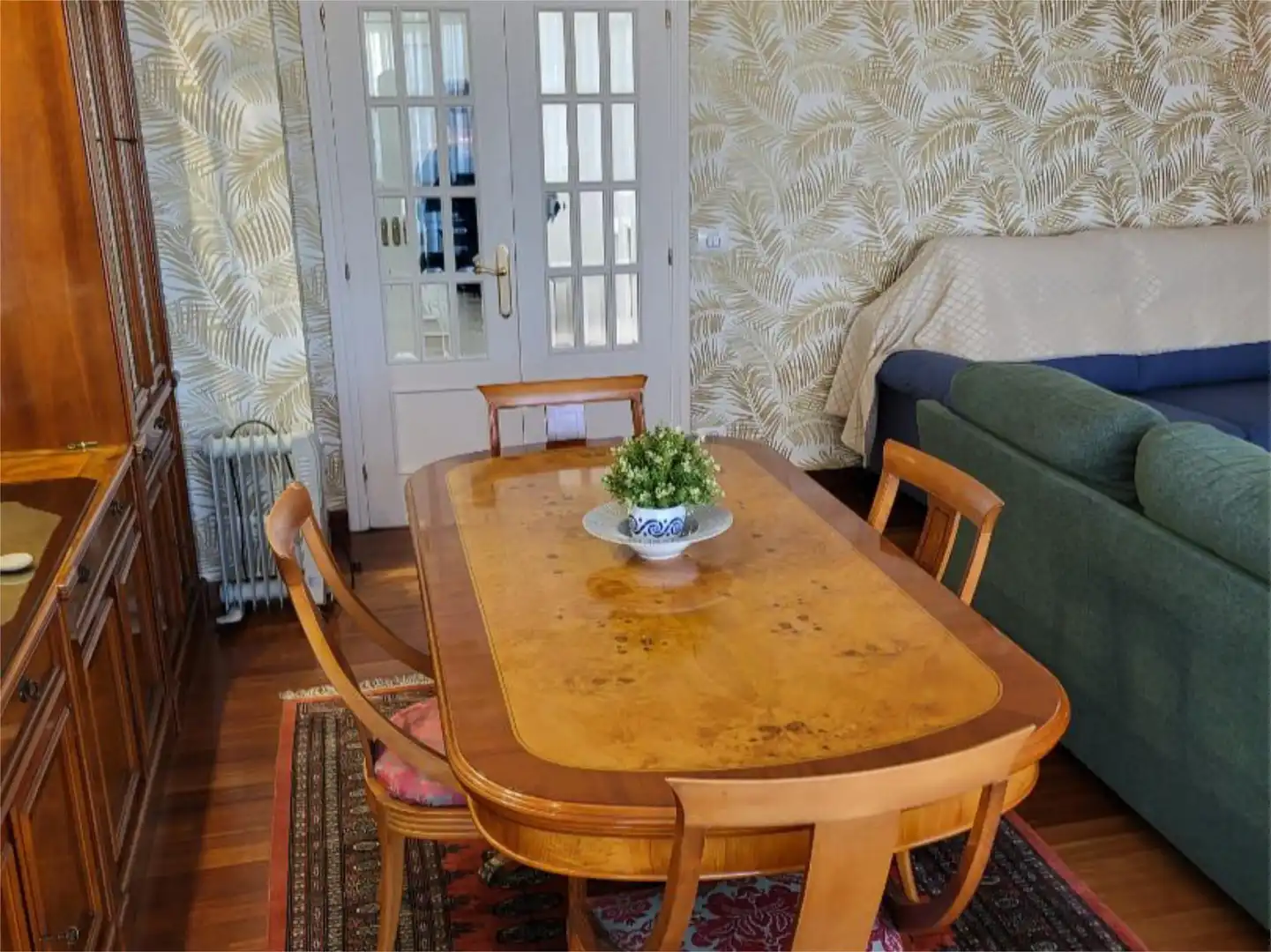 Dúplex en venta en Avenida de Madrid, 32, Salgueira - O Castaño Comedor de Dúplex en venta en Vigo con Calefacción, Parquet y Trastero