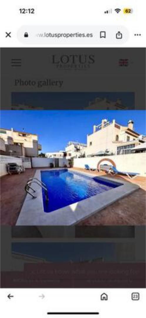 Piscina de Casa adosada en venda en Orihuela