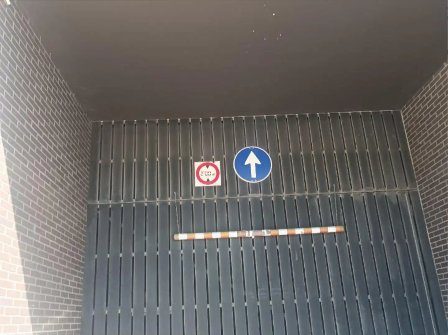 Garatge de lloguer a Calle Diego Salvá Lezaun, Beloso Aparcament de Garatge de lloguer en Pamplona / Iruña