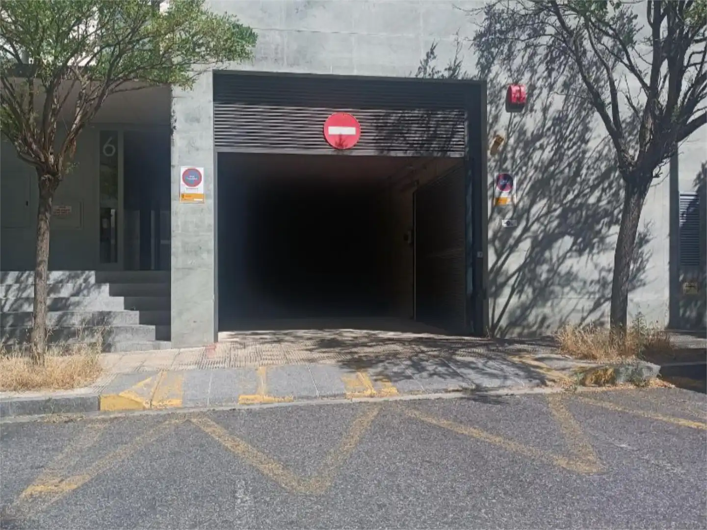 Garatge de lloguer a Calle Diego Salvá Lezaun, Beloso Aparcament de Garatge de lloguer en Pamplona / Iruña