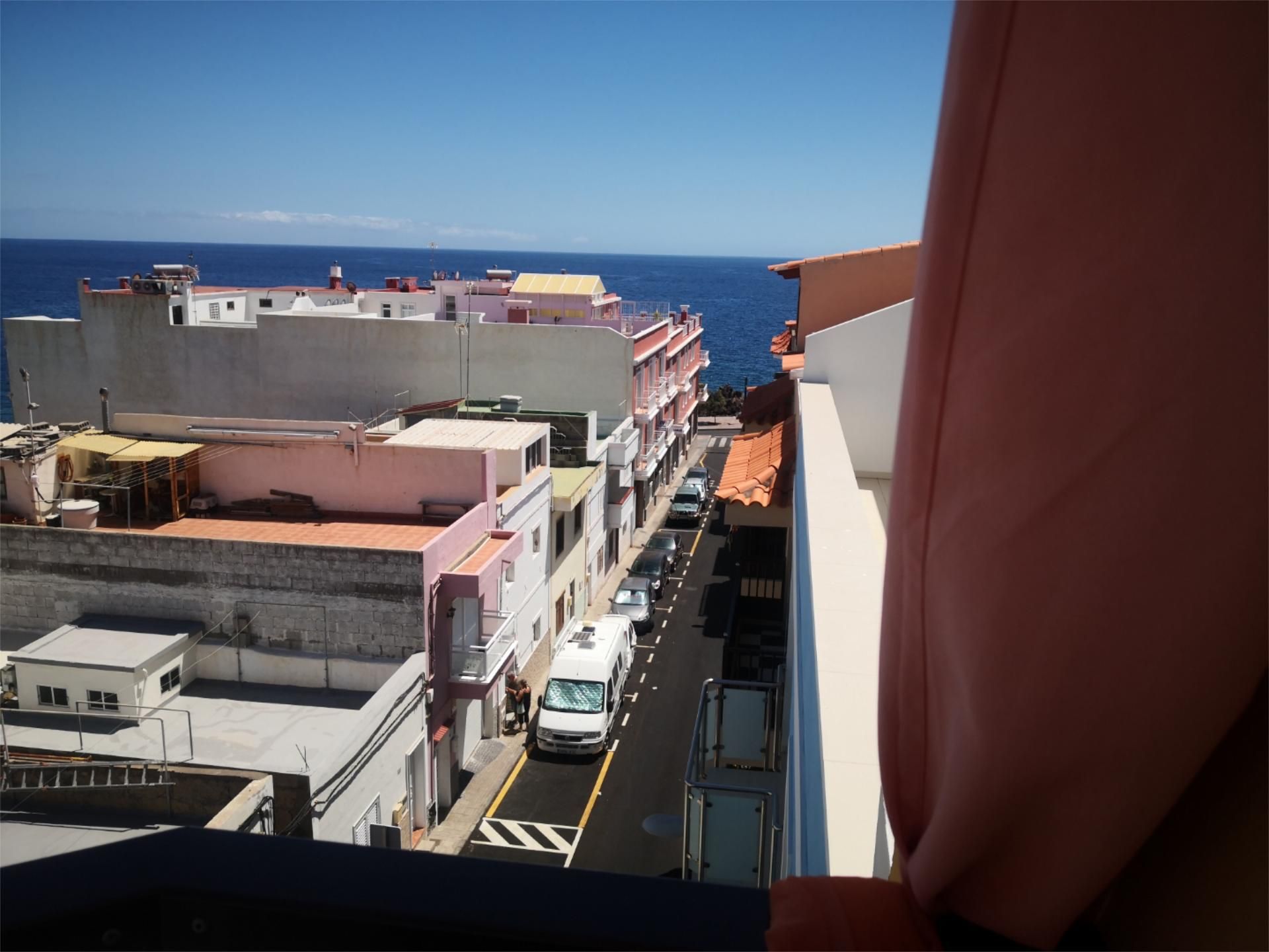 Exterior view of Apartment to share in Guía de Isora  with Terrace, Furnished and Oven