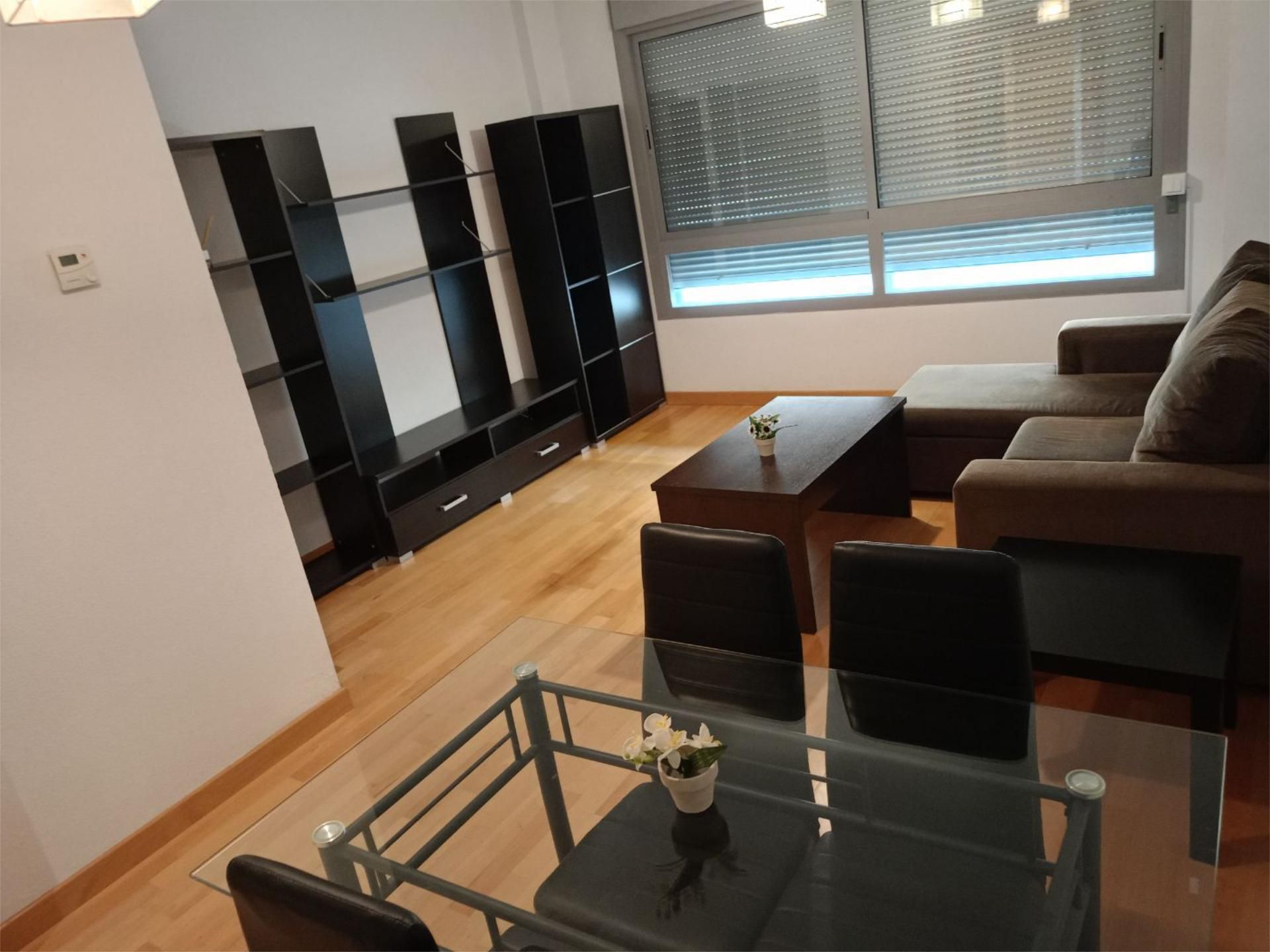 Sala d'estar de Pis de lloguer en San Fernando de Henares amb Aire condicionat, Calefacció i Parquet
