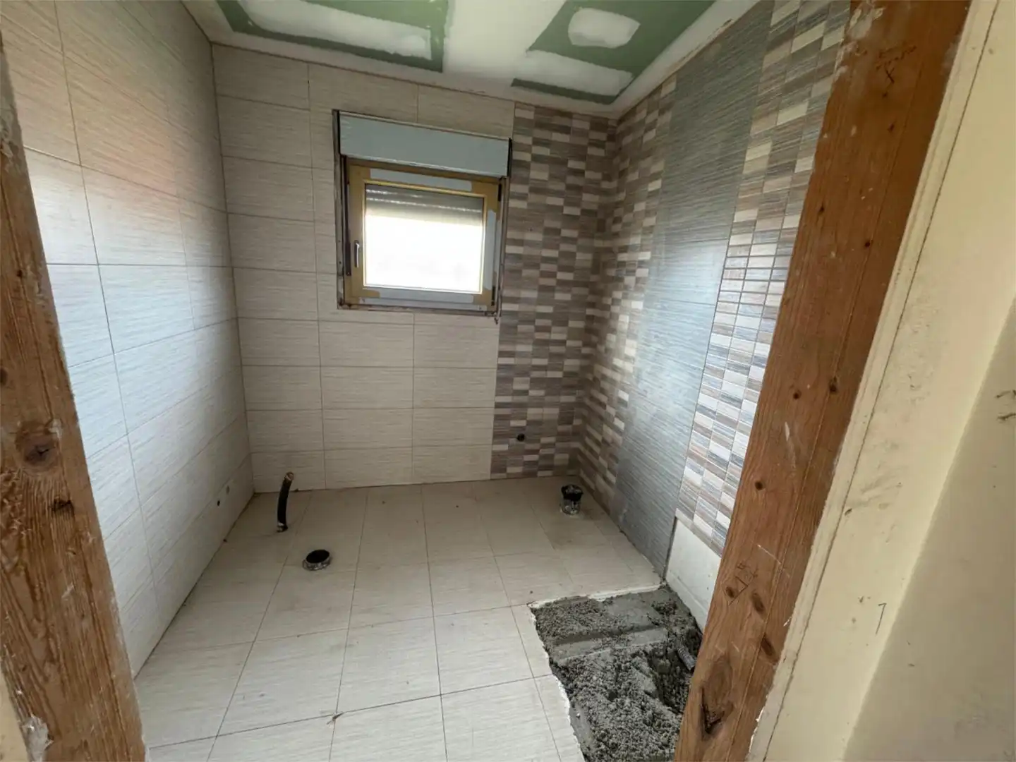 Bany de Casa o xalet en venda en Oia amb Terrassa, Piscina i Balcó