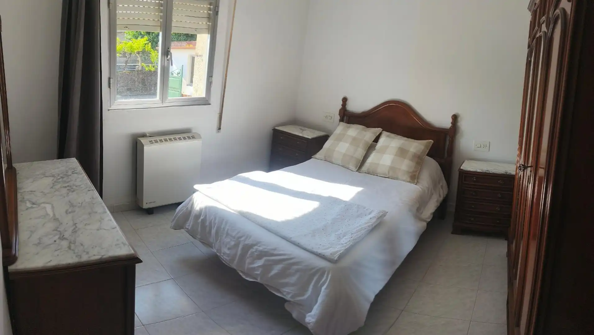 Bedroom of Houses for sale in Vilanova de Arousa  with Heating, Private garden and Storage room