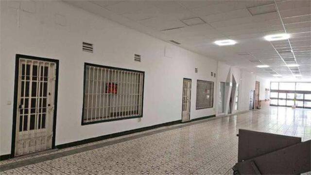 Local comercial en Alquiler en Carranque - Haza Cuevas