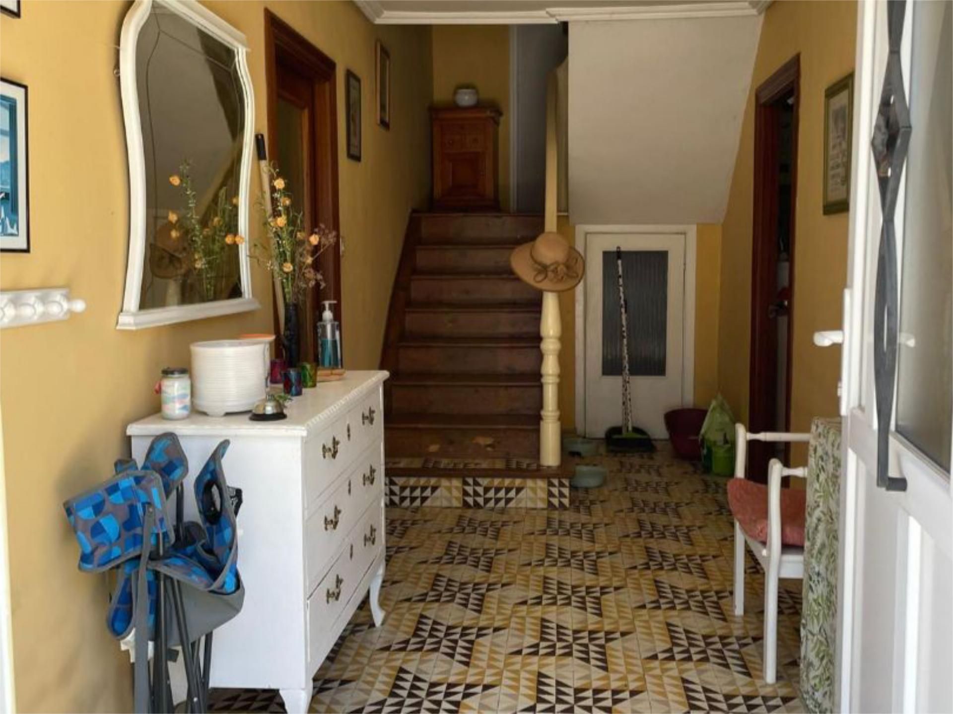 Casa adosada en venda en Barruelo de Santullán amb Jardí privat i Moblat