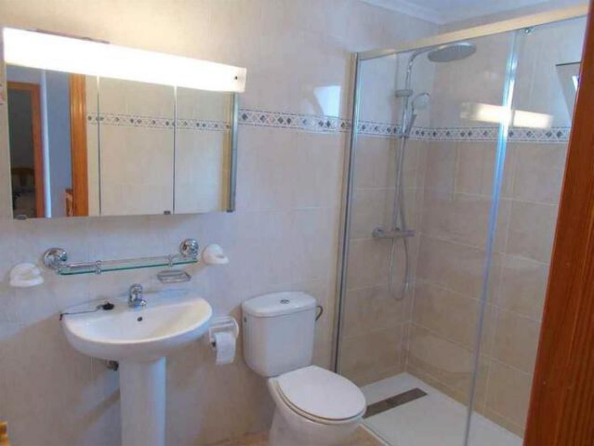 Baño de Casa o chalet de alquiler en Pilar de la Horadada con Calefacción, Terraza y Piscina
