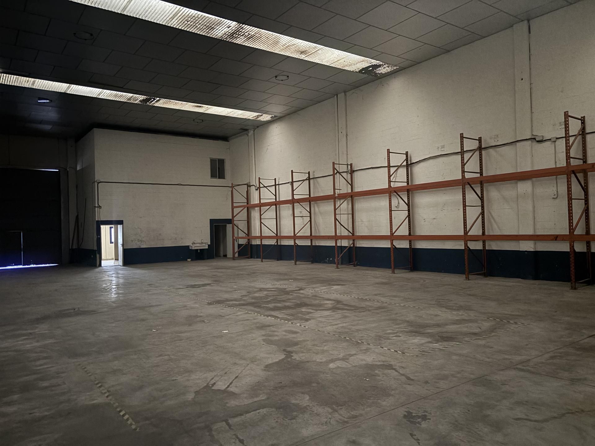 Premises to rent in La Puebla de Alfindén