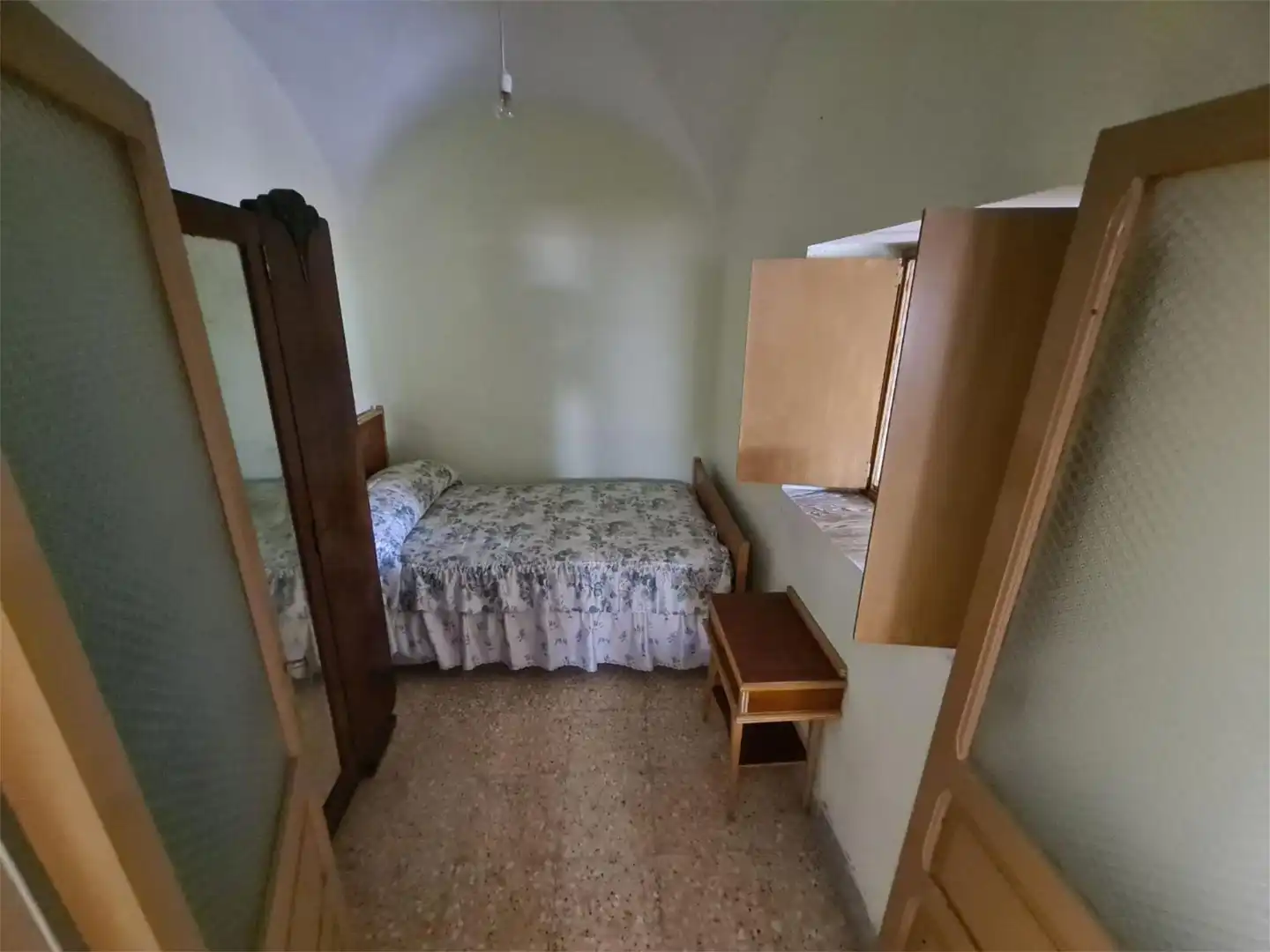 Bedroom of Detached homes for sale in Alcollarín