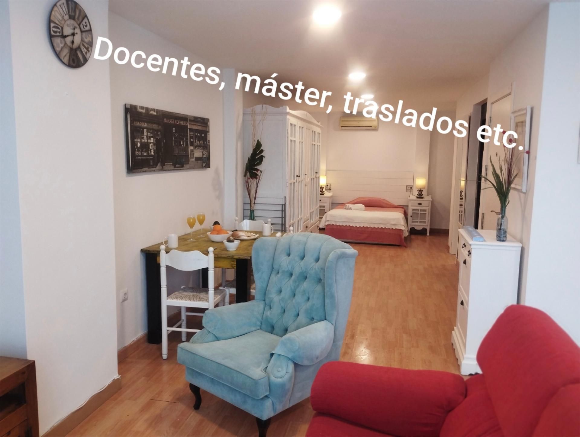 Dormitori de Apartament de lloguer en  Sevilla Capital amb Aire condicionat, Calefacció i Parquet