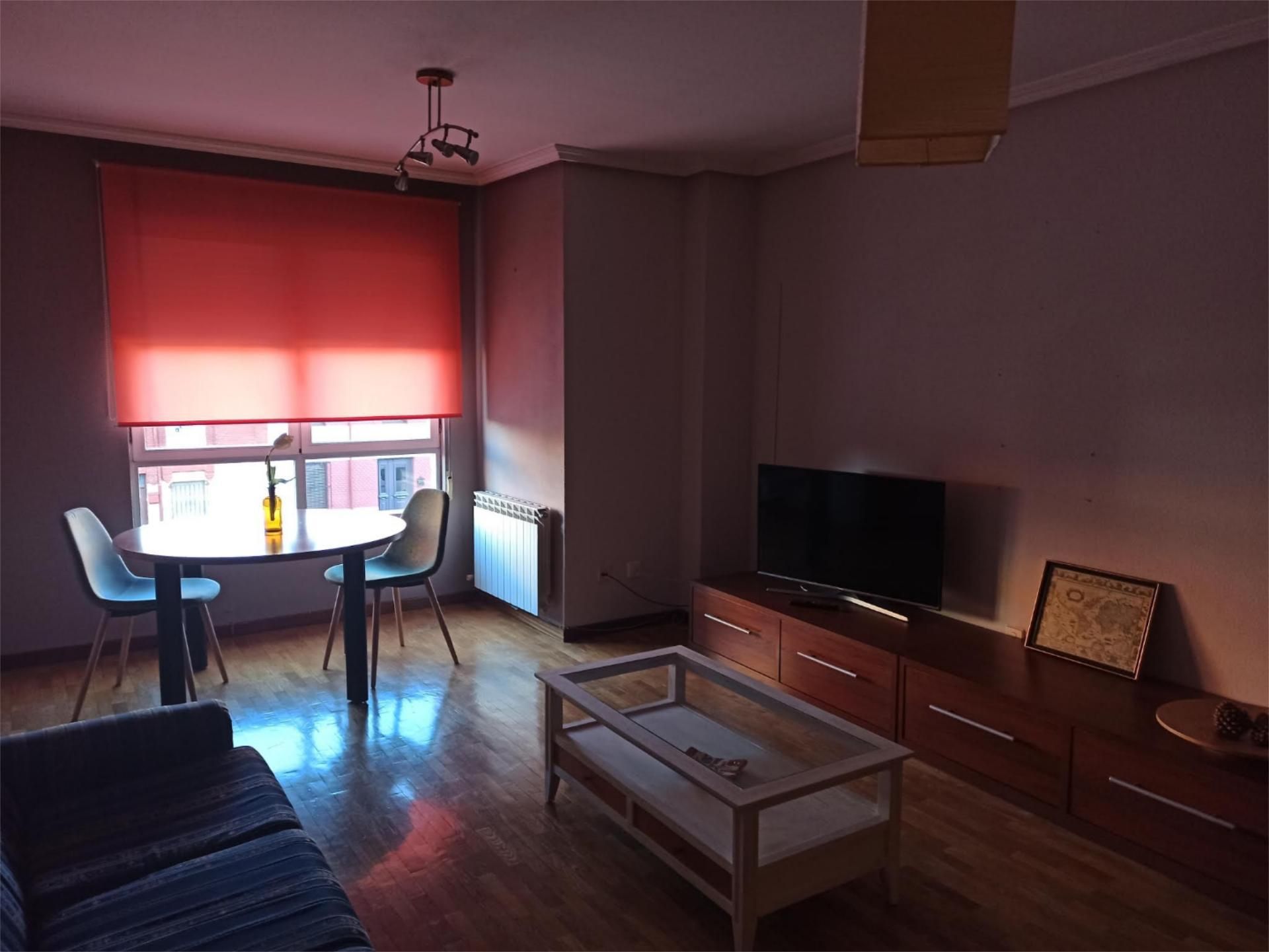 Living room of Apartment to rent in Valverde de la Virgen  with Heating, Parquet flooring and Storage room